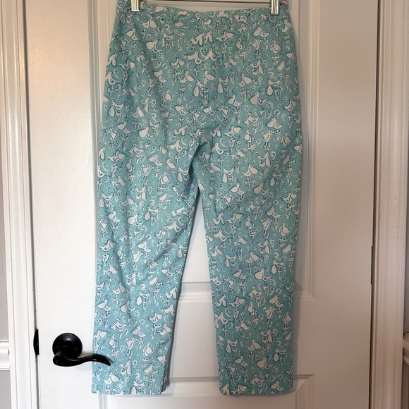 Lilly Pulitzer Turquoise with White Pelican Pattern Cropped Size 6 Pants - Picture 2 of 6